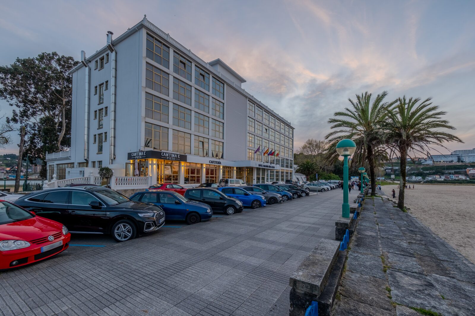 Hotel Rías Altas frente a la playa de A Coruña