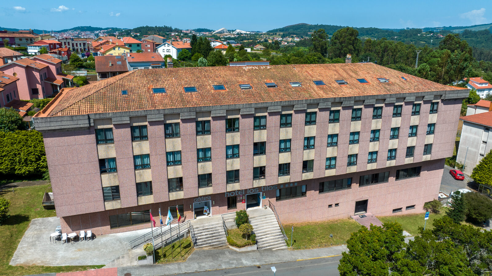 Hotel Los Tilos, vista aérea del edificio